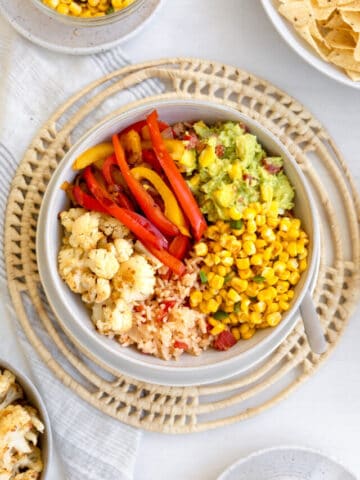 cropped-vegan-mexican-rice-burrito-bowl-web-story-cover.jpg